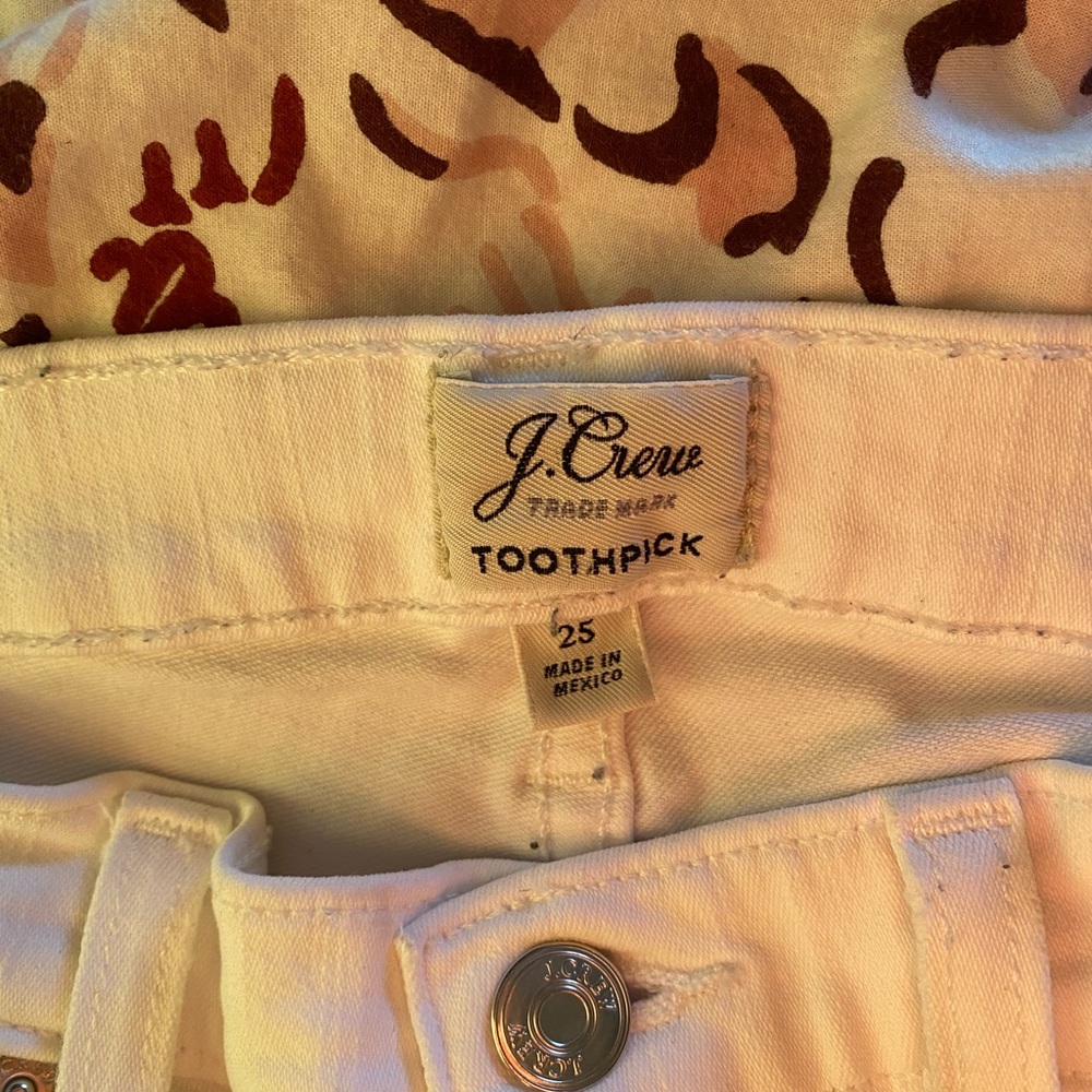 J.Crew 8” Toothpick White Skinny Jeans - Picture 4 of 4